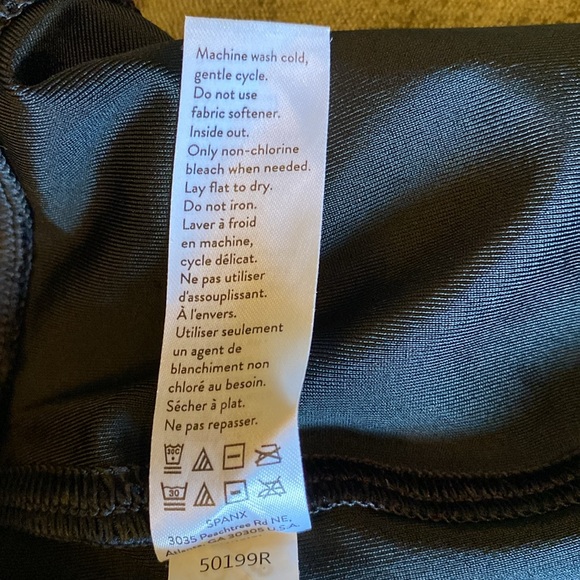 SPANX foiled animal print bike shorts, Size: S/P. - Picture 7 of 7